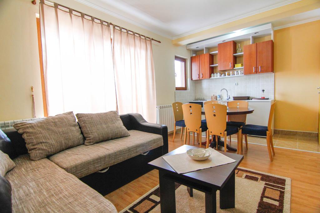 Apartments Andric Калудерске Баре Екстериор снимка