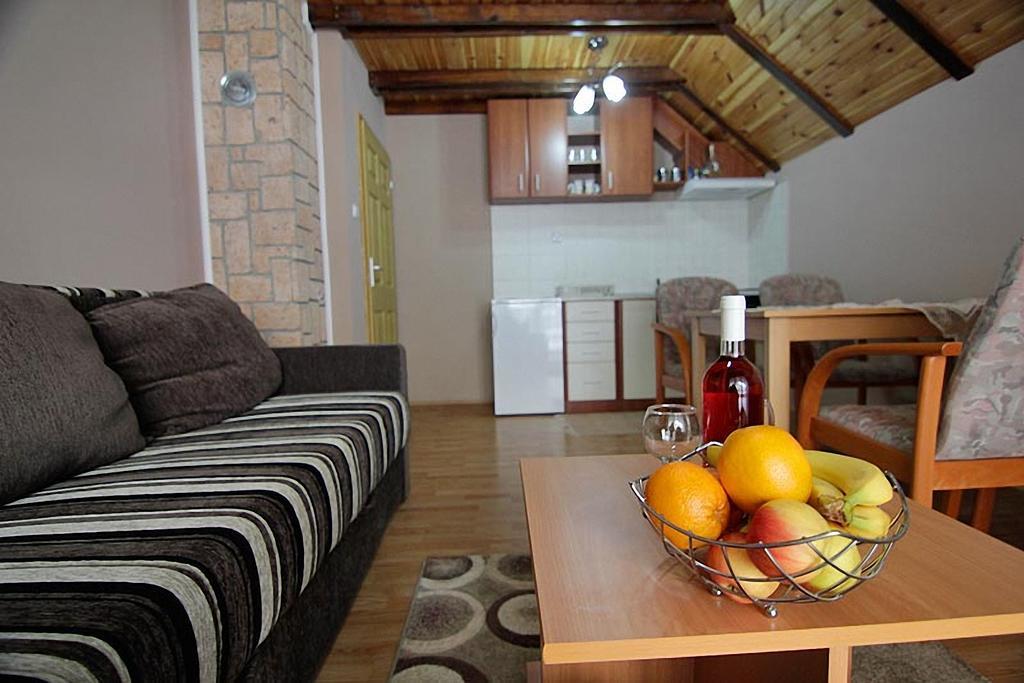 Apartments Andric Калудерске Баре Стая снимка